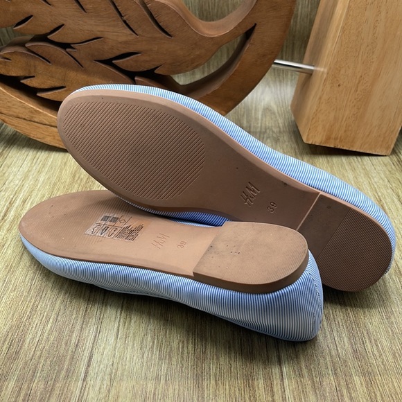 H&M Seersucker Ballet Flats - 8 (US) 39 (EU) - Picture 6 of 8